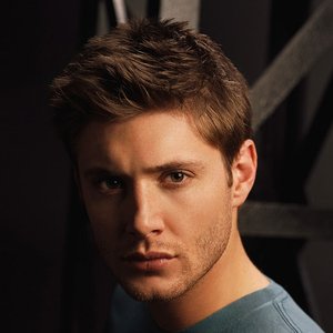 “Jensen Ackles”的封面