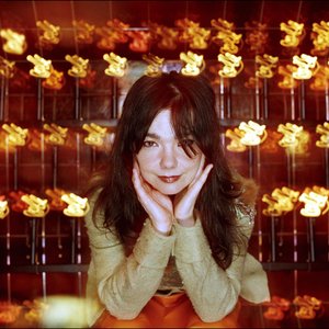 “Björk”的封面