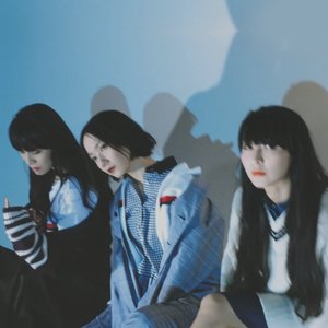 Изображение для 'Perfume'