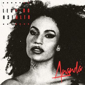 “Leoa do Asfalto”的封面