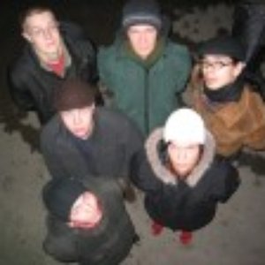 “Tirehtöörit”的封面