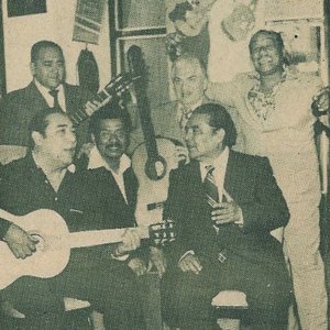 Bild för 'OSCAR AVILES Y SU CONJUNTO FIESTA CRIOLLA'