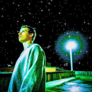 “STARCHASER”的封面