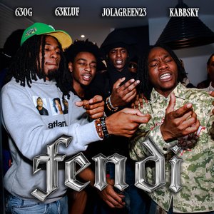 “FENDI”的封面