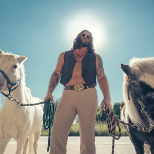 “Koe Wetzel”的封面