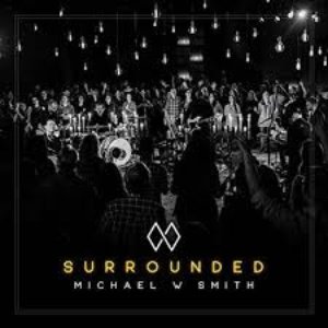 “Surrounded”的封面