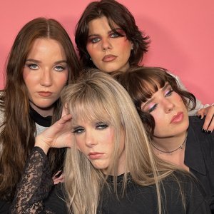 Изображение для 'girlbossanova'