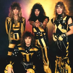 “Stryper”的封面