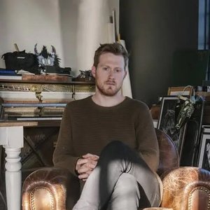 'Kjartan Holm' için resim