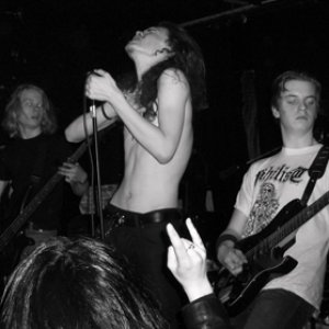 “Polluted”的封面