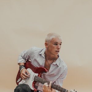 “Dalton Mauldin”的封面
