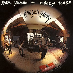 “Ragged Glory”的封面