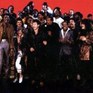 “Artists United Against Apartheid”的封面