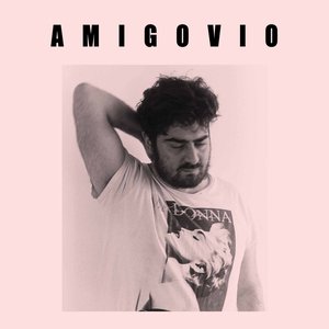 “Amigovio”的封面