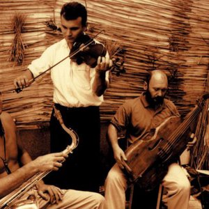“Mihály Dresch Quartet”的封面