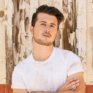 'Dylan Schneider'の画像