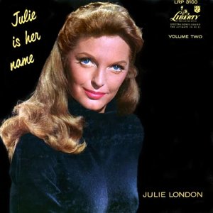 “Julie Is Her Name, Vol. 2”的封面