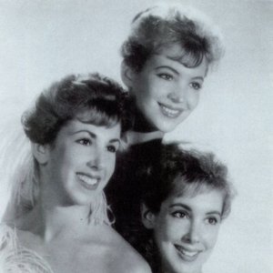 “The Paris Sisters”的封面