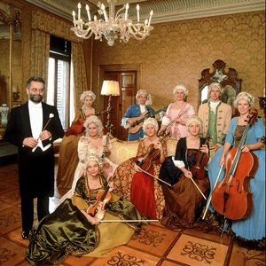 “Rondò Veneziano”的封面