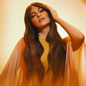 “Kacey Musgraves”的封面