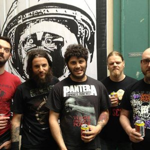 “Marginal”的封面