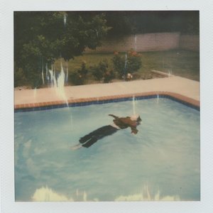 'dead girl in the pool.'の画像