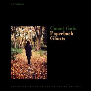 “Paperback Ghosts”的封面