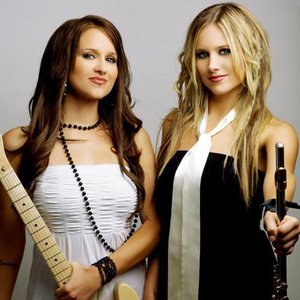 “Carmen & Camille”的封面