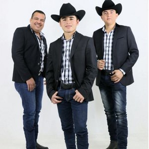 Immagine per 'Los Plebes del Rancho de Ariel Camacho'