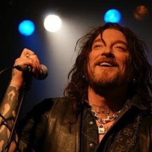 Bild für 'Ginger Wildheart'