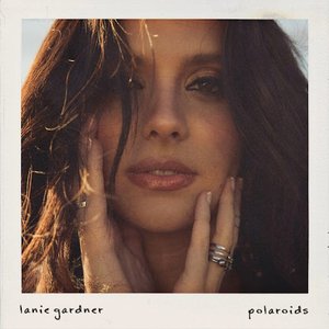 “Polaroids”的封面
