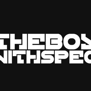 Imagem de 'THEBOYWITHSPEC'