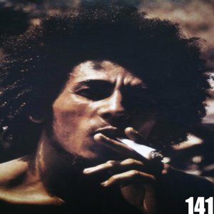 “o ódio nunca vai ser maior q o amor”的封面