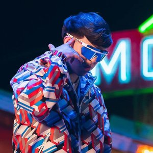 “Oscar Maydon”的封面