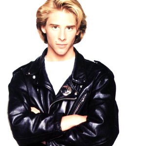 Изображение для 'Chesney Hawkes'