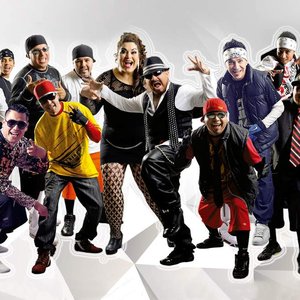 “Chicos De Barrio”的封面