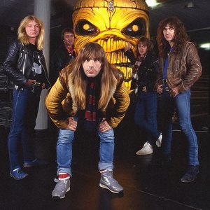 “Iron Maiden”的封面