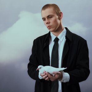 Изображение для 'BEFORE I FORGET (DELUXE)'
