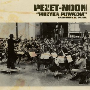 “Muzyka Poważna”的封面