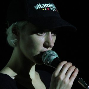 Bild för 'Lolina'