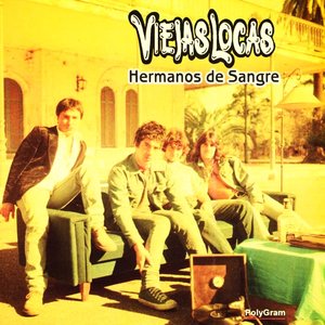 “Hermanos De Sangre”的封面