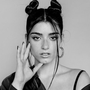 Image for 'Dixie D’Amelio'