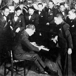 'Duke Ellington & His Cotton Club Orchestra' için resim