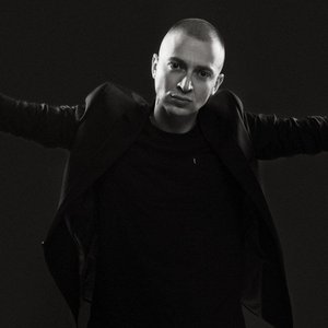 Immagine per 'Oxxxymiron'
