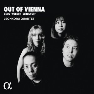 “Out of Vienna”的封面