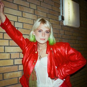 “Alli Neumann”的封面