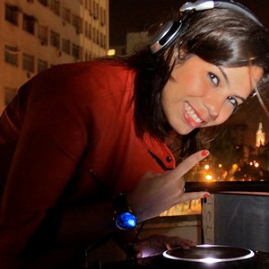 “DJ Helen Sancho”的封面