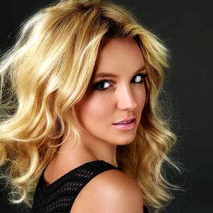 'Britney Spears' için resim