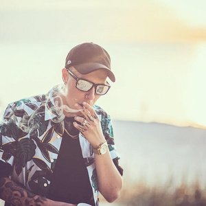 “ReTo”的封面
