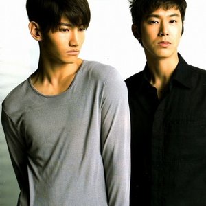 Image pour '東方神起'